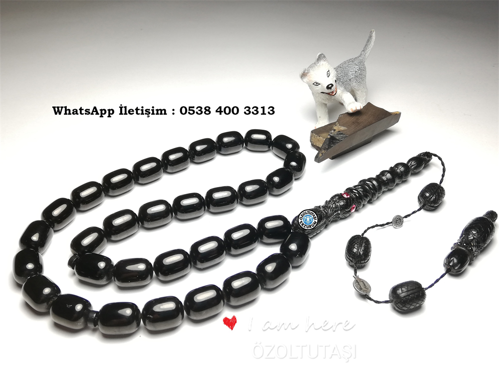 *Oltutaşı sade ( işlemesiz ) *Özel takımlı sistemli püskül * İmame ve hitame kalem nakışlı
